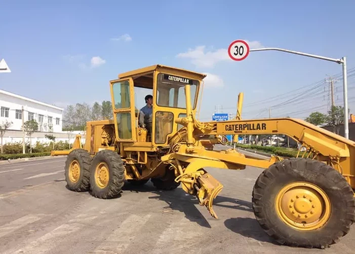 pc27167823-originalcolorusedcatmotorgrader12glowworkinghour pc27167823-originalcolorusedcatmotorgrader12glowworkinghour