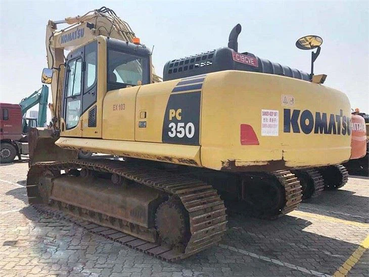 Escavatore Komatsu 350-8MO usato