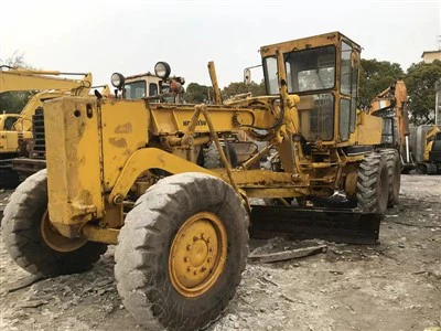 Livellatrice Komatsu GD623A usata