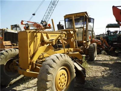 Livellatrice Komatsu GD661A usata
